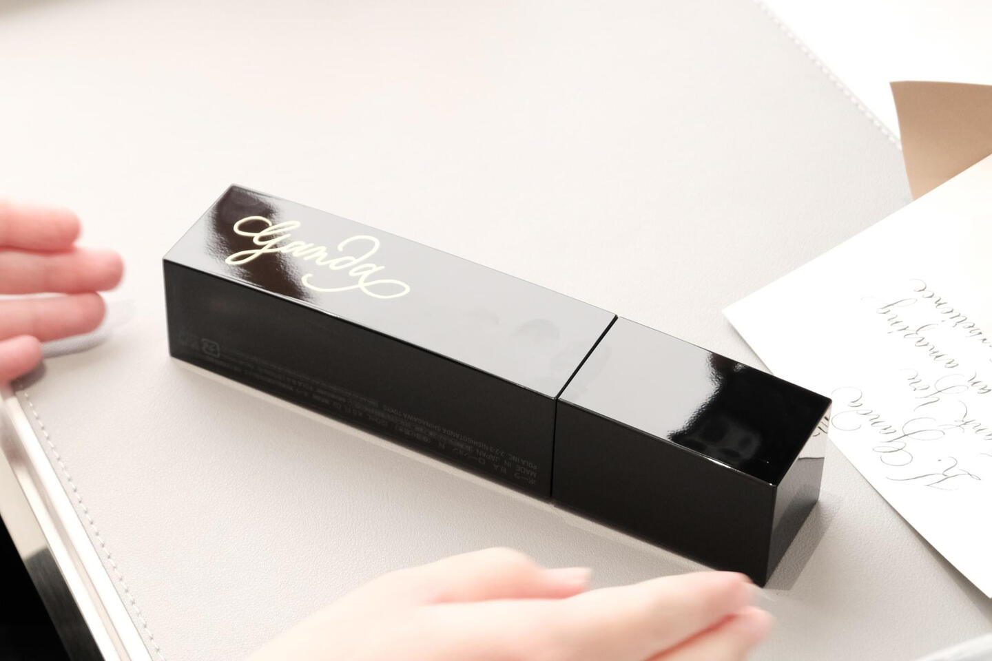 บริการเขียน Calligraphy ณ โพลา ไทยแลนด์ สาขาเซ็นทรัลชิดลม