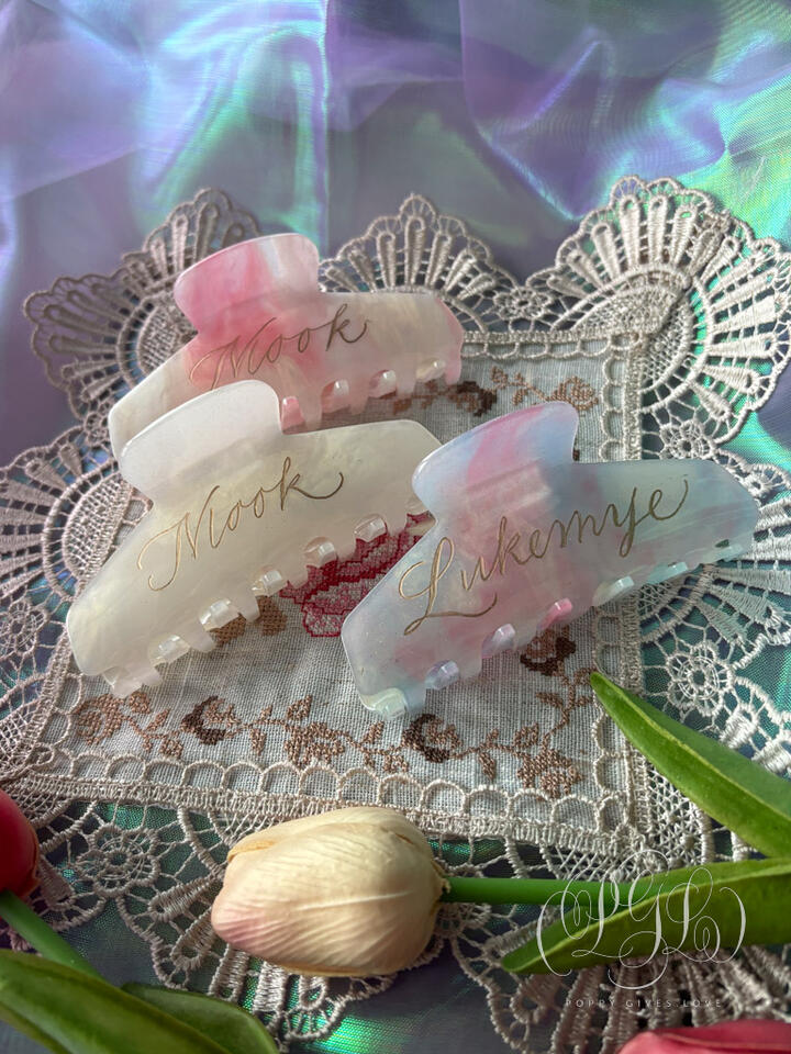 Engrave on hairclips