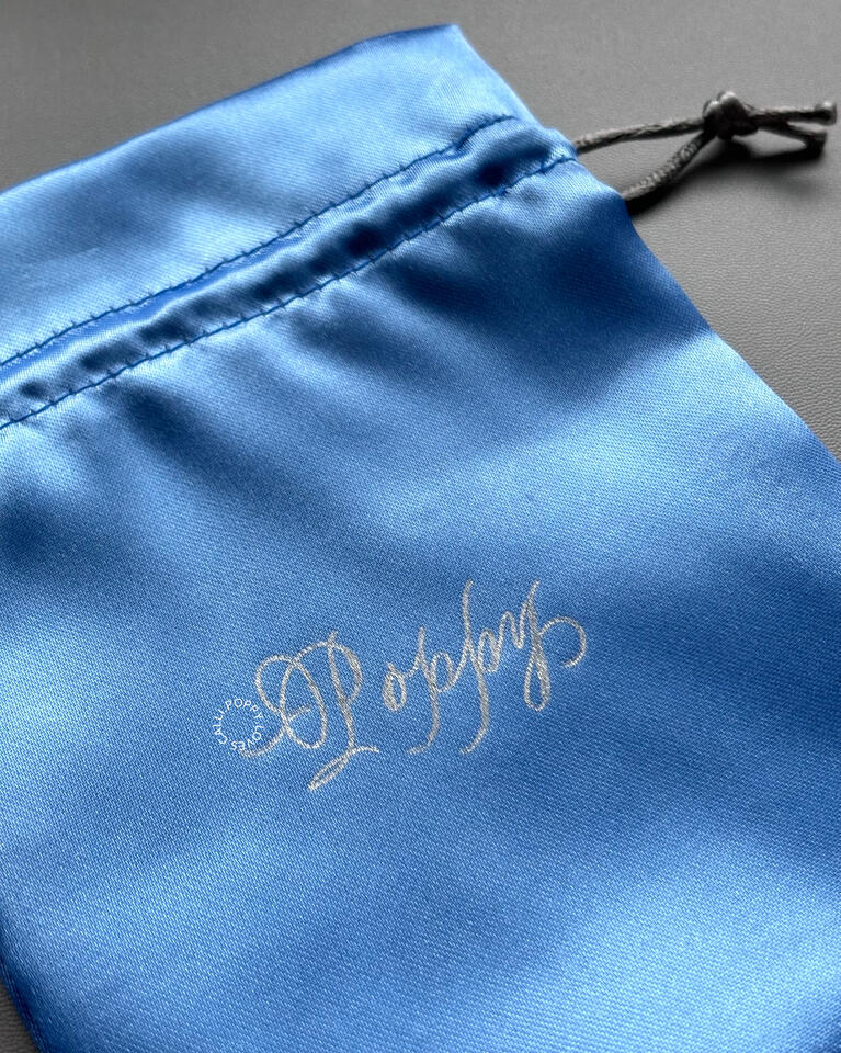 Calligraphy on Fabric by Hot Foiling technique